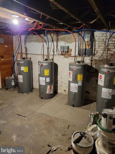 703 State St, Trenton NJ 08609-2008 exterior