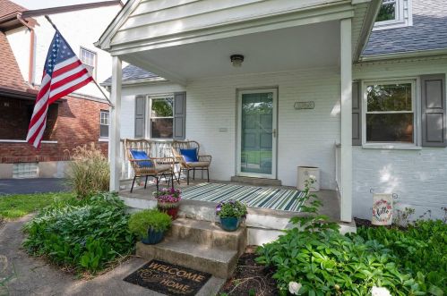 3768 Grovedale Pl, Cincinnati, OH 45208-1140