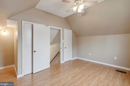 8421 Chippewa Rd, Philadelphia PA 19128-1206 exterior