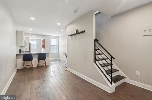 1521 Berks St, Philadelphia, PA 19125-2801