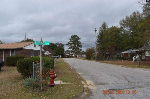 1342 Finlay Dr, Cayce-West Columbia, SC 29169-6523