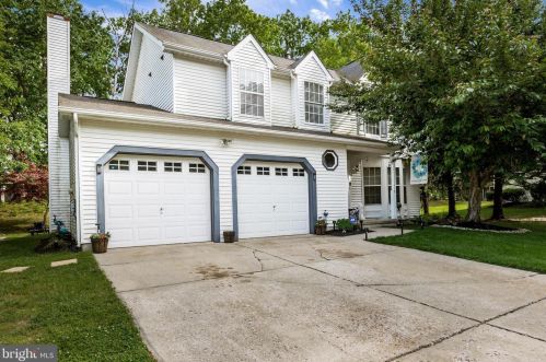 7 Glenn Forge Dr, Erial, NJ 08081-4507