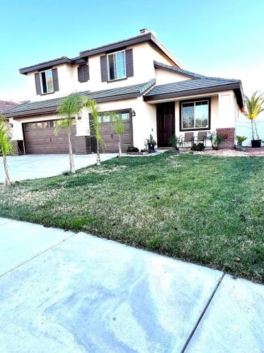 815 Finnegan Way, Perris, CA 92571-7633