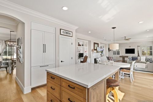 2568 Crooked Trail Rd, Chula Vista CA  91914-4142 exterior
