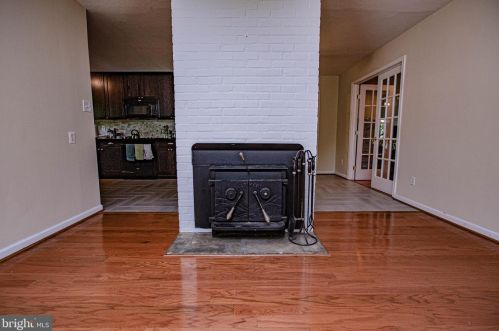 7415 Hastings St, Springfield VA  22150-4108 exterior