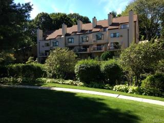 12 Glenville St, Greenwich, CT