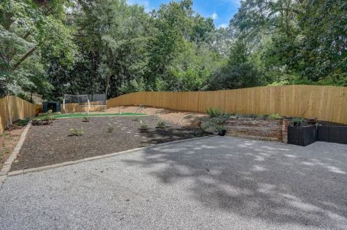 166 Lindbergh Dr, Atlanta GA  30305-3729 exterior