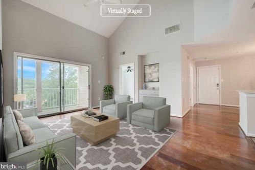 1066 Gardenview Loop, Woodbridge, VA 22191-1980