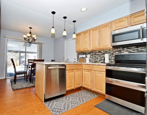 848 Naples Way, Aurora CO 80017-3170 exterior