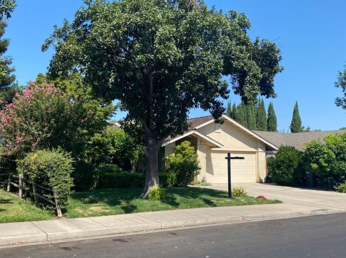 2405 Temescal Dr, Modesto, CA 95355-9258
