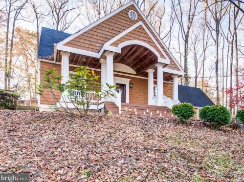 12500 Meadowood Dr, Silver Spring MD 20904-2928 exterior