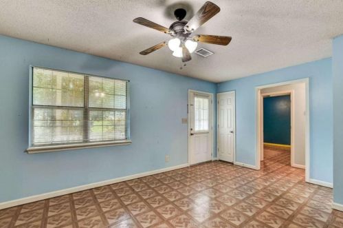 200 Bear Run Ct, Palmetto, GA 30268-1889