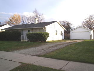 511 Arlington Dr, Romeoville IL  60446-1230 exterior