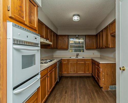 5441 Mcconnell Dr, Fort Worth TX  76134-1005 exterior