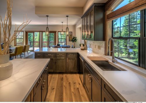 12275 Stockholm Way, Truckee CA  96161-6945 exterior