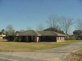 2371 Abbeville Hwy, Rayne LA  70578-5439 exterior