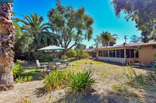 2345 Belmont Rd, Concord CA  94520-3411 exterior