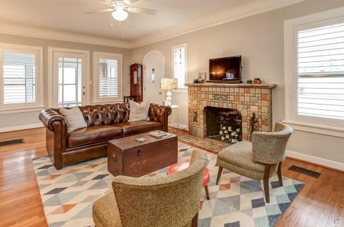 2504 Cockrell Ave, Fort Worth TX  76109-1116 exterior