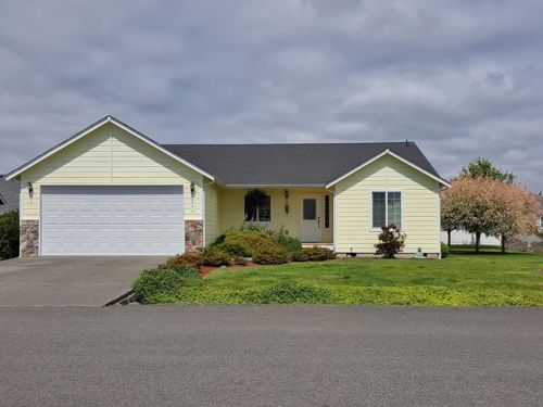 169 Divot Dr, Napavine, WA 98532-8870