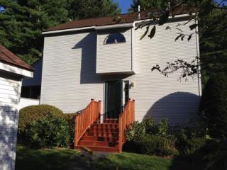 9 Cardinal Ct, Merrimack, NH 03054-2878