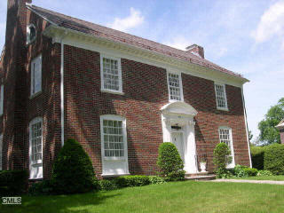 183 Euclid Ave, Waterbury, CT 06710-1303