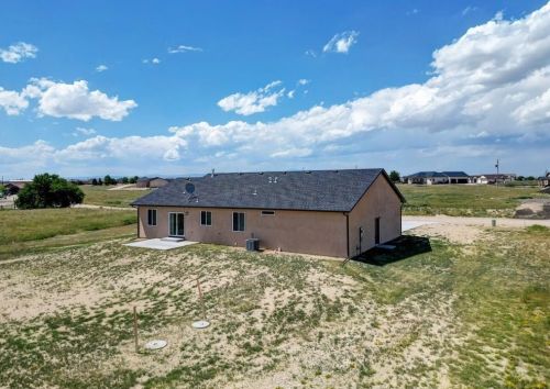 1518 Ithaca Dr, Pueblo CO  81007-2348 exterior