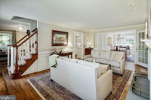 40 Upland Way, Haddonfield NJ 08033-3518 exterior