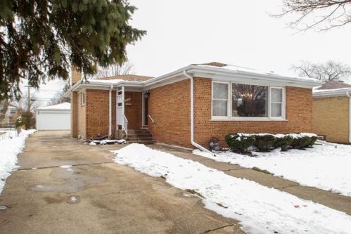 8553 Osceola Ave, Niles, IL 60714-2011
