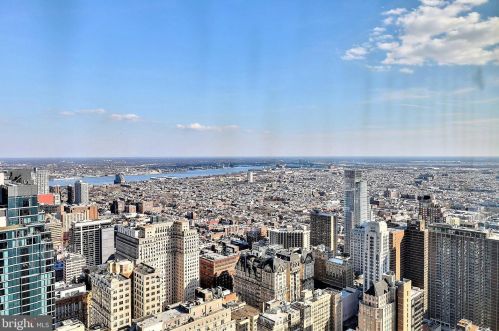 50 16th St, Philadelphia PA  19102-2516 exterior