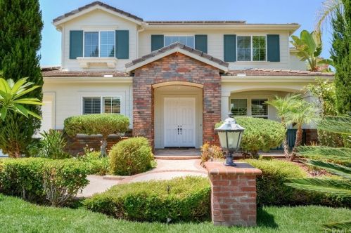 17171 Grove Dr, Riverside, CA 92503-6748