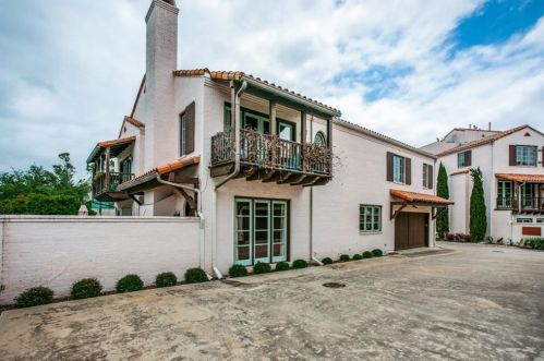 229 Casa Blanca Ave, Fort Worth, TX 76107-7720