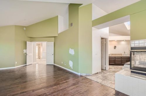 1001 Mountvale Ct, Anaheim CA  92808-2108 exterior