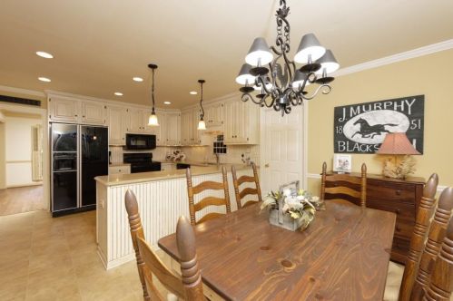 1507 Kingfisher Dr, Marietta, GA 30062-2887