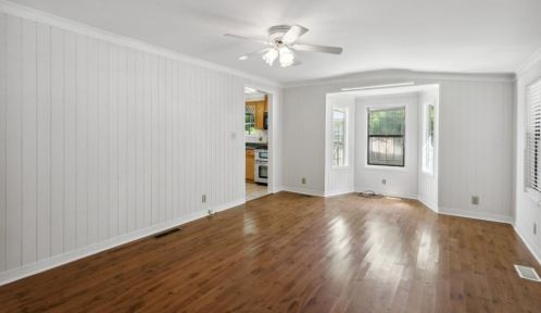 3180 Harris Dr, Atlanta GA  30344-4403 exterior
