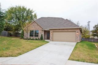 13200 Englewood Ln, Edmond, OK 73013-1047