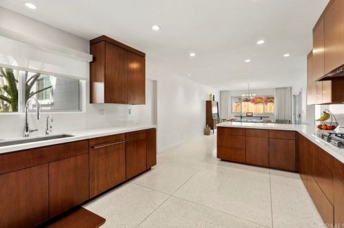 13912 Holt Ave, Santa Ana CA 92705-2664 exterior