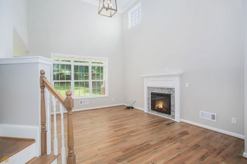 607 Federal Ter, Atlanta GA  30315-4413 exterior