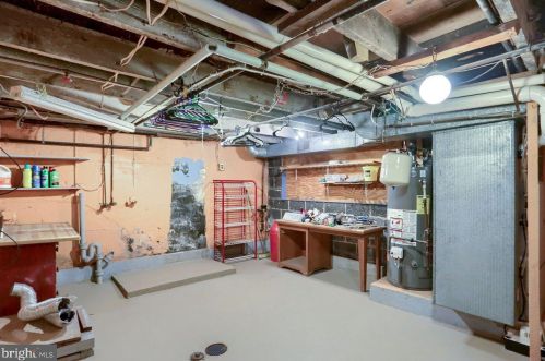 1706 King St, York PA 17404-5617 exterior