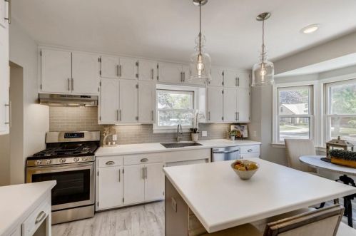 1935 Asbury St, Saint Paul MN  55113-5818 exterior