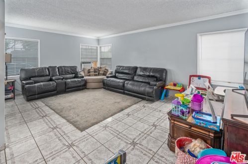 10831 Dorland Dr, Whittier, CA 90606-1403
