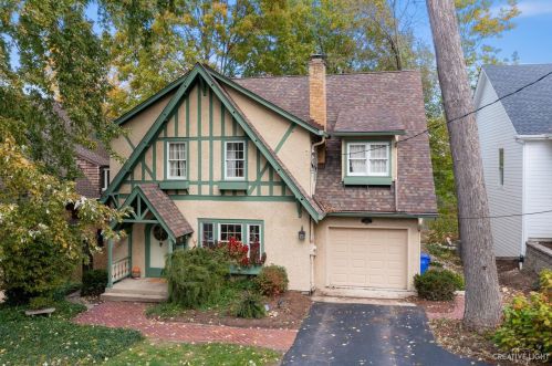 697 Riford Rd, Glendale Heights, IL 60137-3974