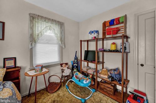 934 Walnut St, Hanover PA 17331-1523 exterior