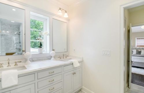 2654 Ellwood Dr, Atlanta GA  30305-3866 exterior