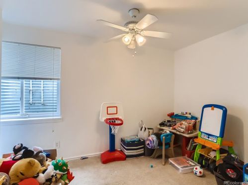 954 Monroe Ave, Loveland CO  80537-4945 exterior