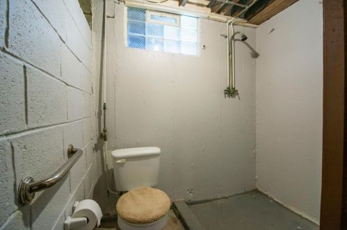 2267 Deblin Dr, Cincinnati OH  45239-5678 exterior