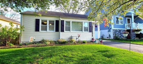 2232 Middle Ave, Point Pleasant Beach, NJ 08742-5138