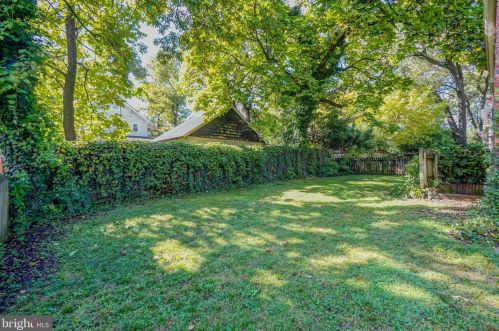 7310 Trescott Ave, Silver Spring MD 20912-6443 exterior