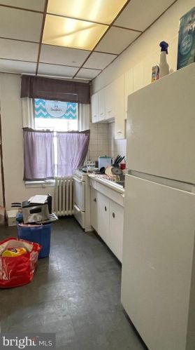 5626 12 St, Philadelphia PA 19141-4102 exterior