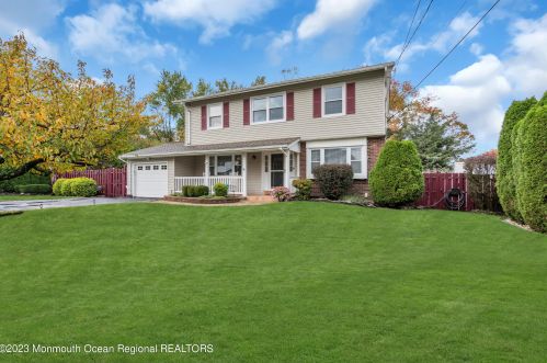 26 Wyoming Dr, Jackson Twp, NJ 08527-1543