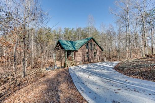 469 Vista View Pl, Cleveland, GA 30528-2526